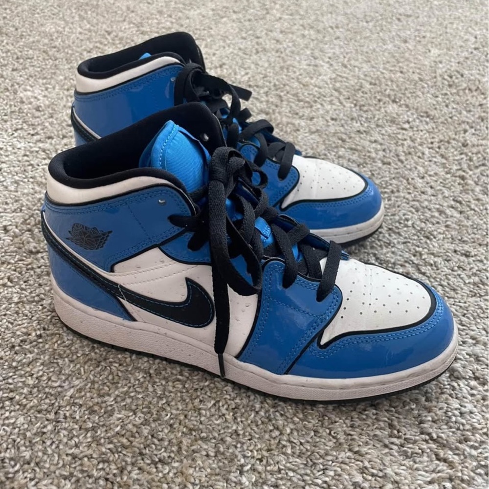 Women’s Blue Hightop Air Jordans